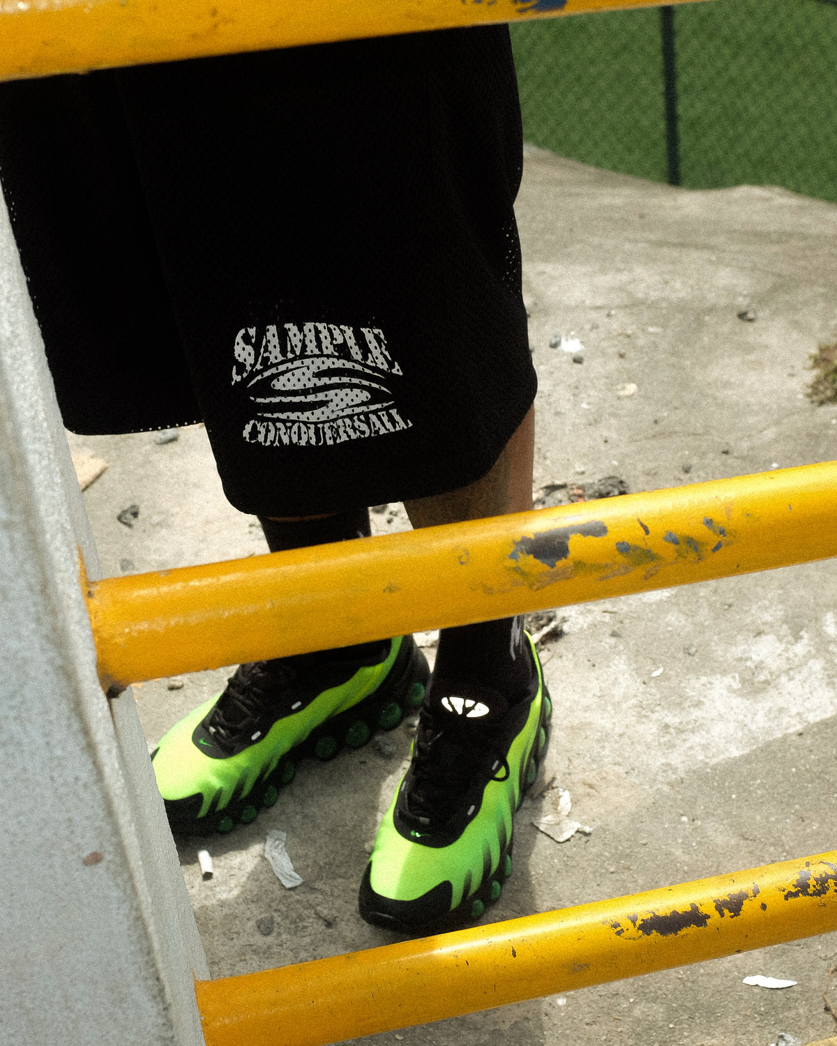 "SPIKE LOGO " Shorts Mesh Estampado